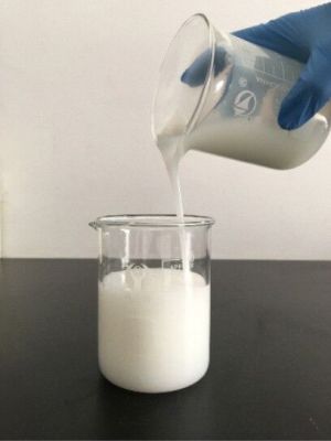 新型陽(yáng)離子聚丙烯酰胺乳液